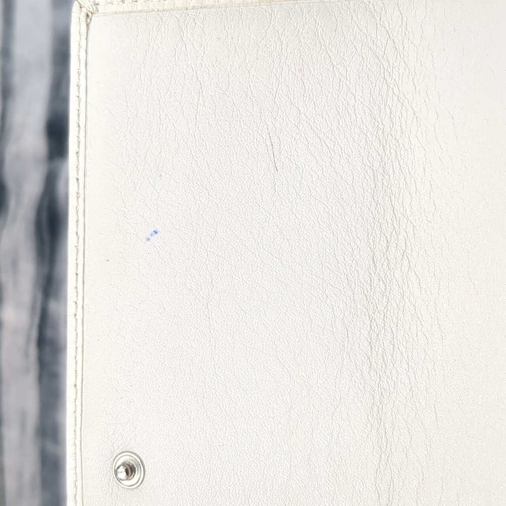 Coach Vintage Trifold Wallet - Picture 9 of 15